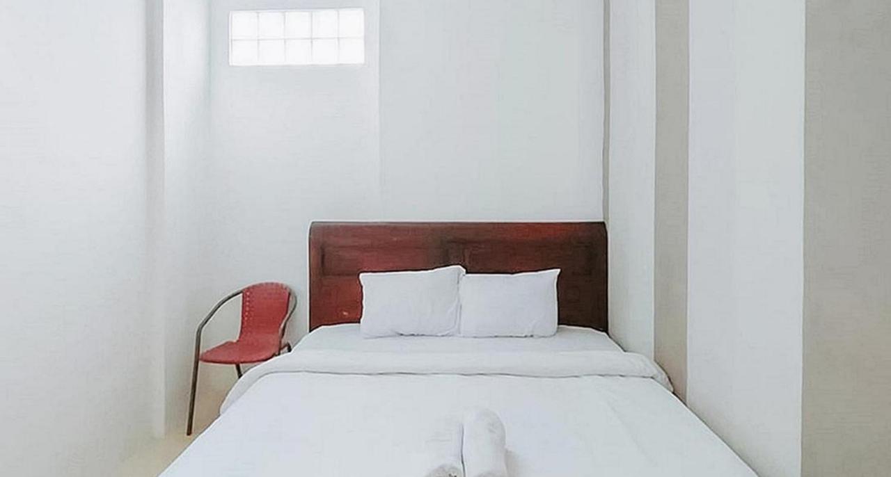 RedDoorz @ Tongas Probolinggo Hotell Eksteriør bilde